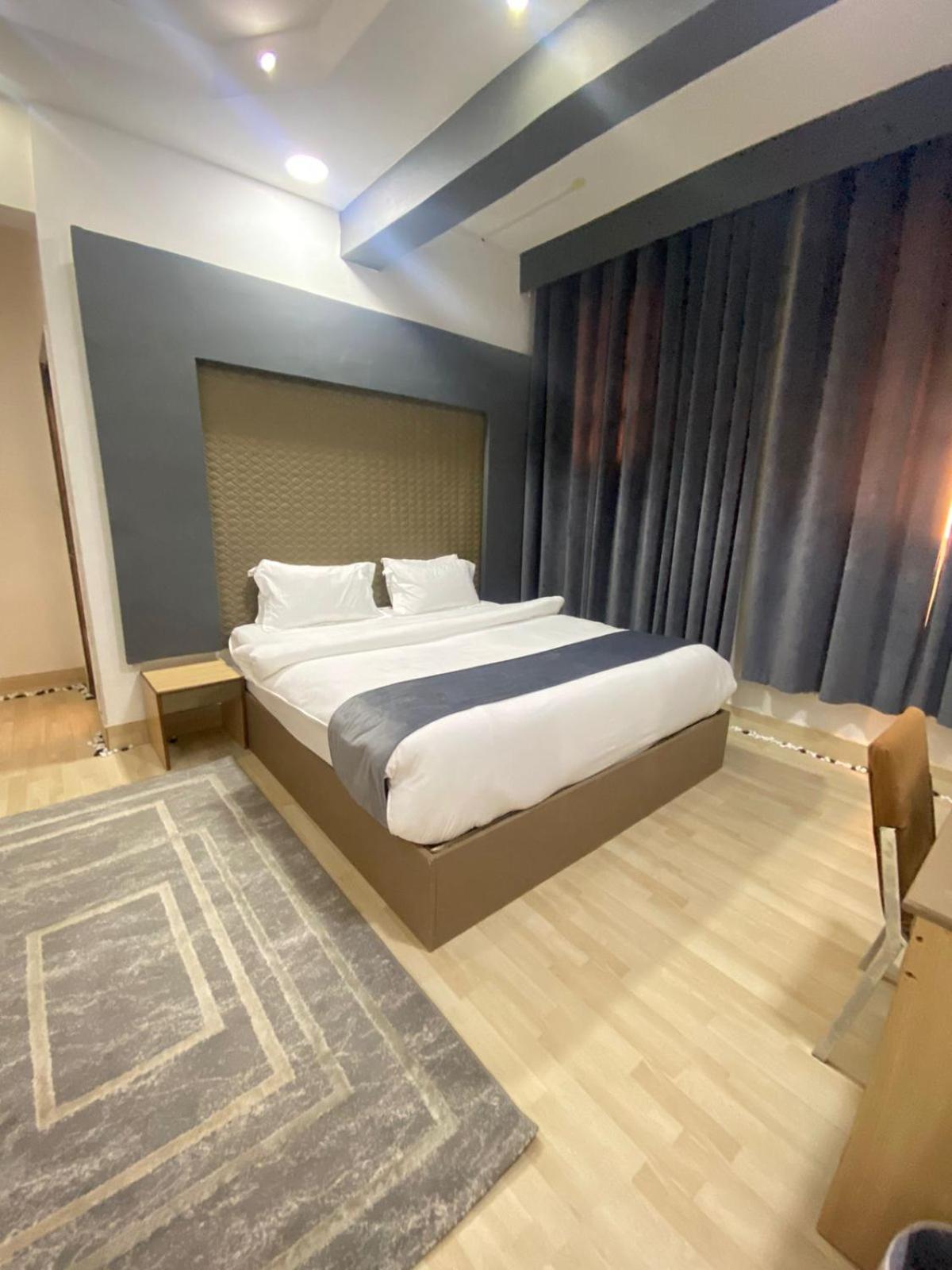 Al Hussam Hotel Apartments Rusayl Exterior foto
